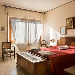https://la-duchessa-the-duchess.it-tuscanyhotel.com