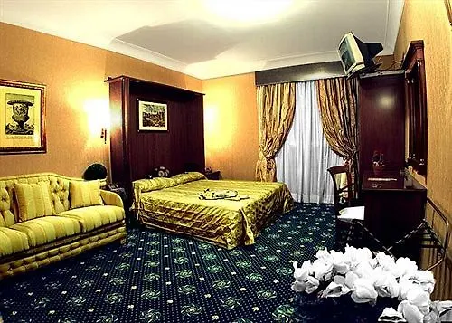 Luxury Rooms H 2000 Roma 3*, Řím Itálie