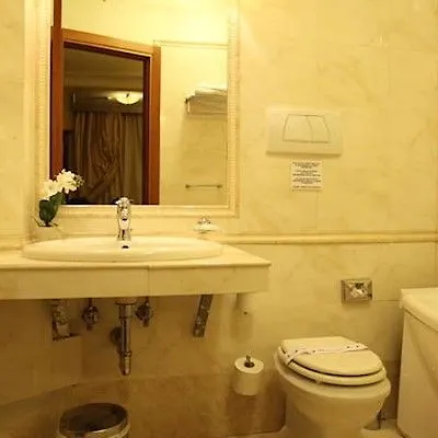 Bed & Breakfast Luxury Rooms H 2000 Roma