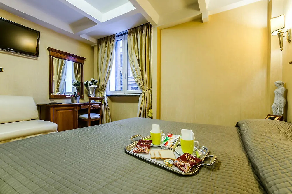 Luxury Rooms H 2000 Roma Italien